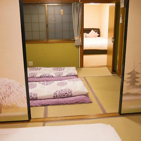10Mins Train To Namba, 4 Mins Walk To Stn, 2 Floors Japanese Style , 2-8 People Villa โอซาก้า ภายนอก รูปภาพ